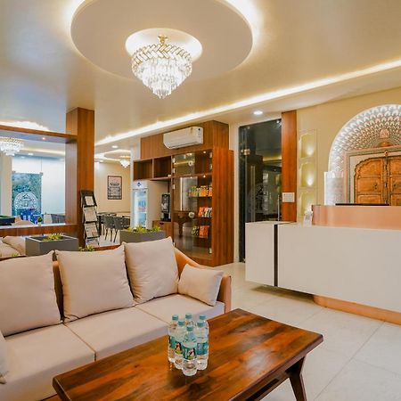 Hotel The Hidden Door-Near Jaipur Airport 외부 사진