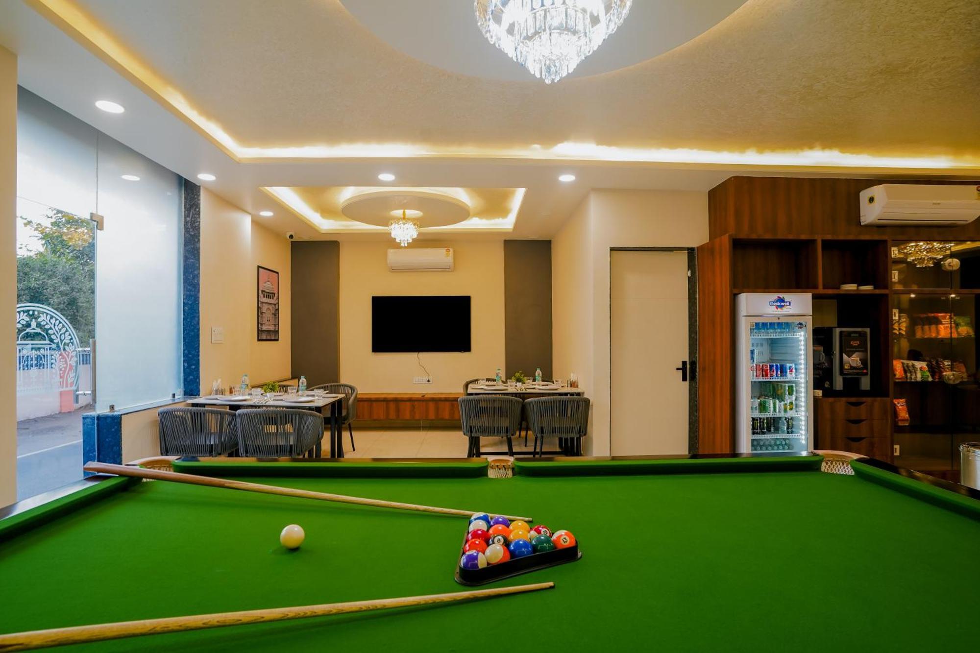 Hotel The Hidden Door-Near Jaipur Airport 외부 사진
