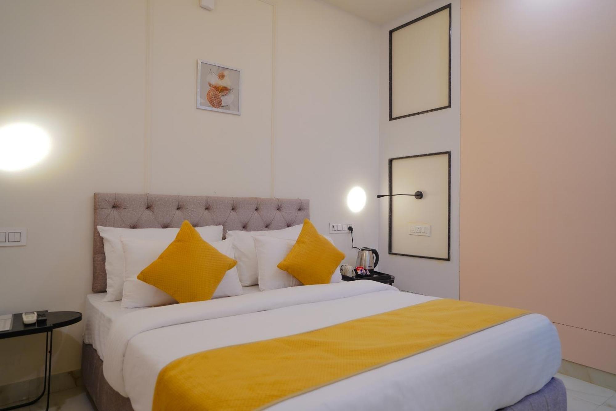 Hotel The Hidden Door-Near Jaipur Airport 외부 사진